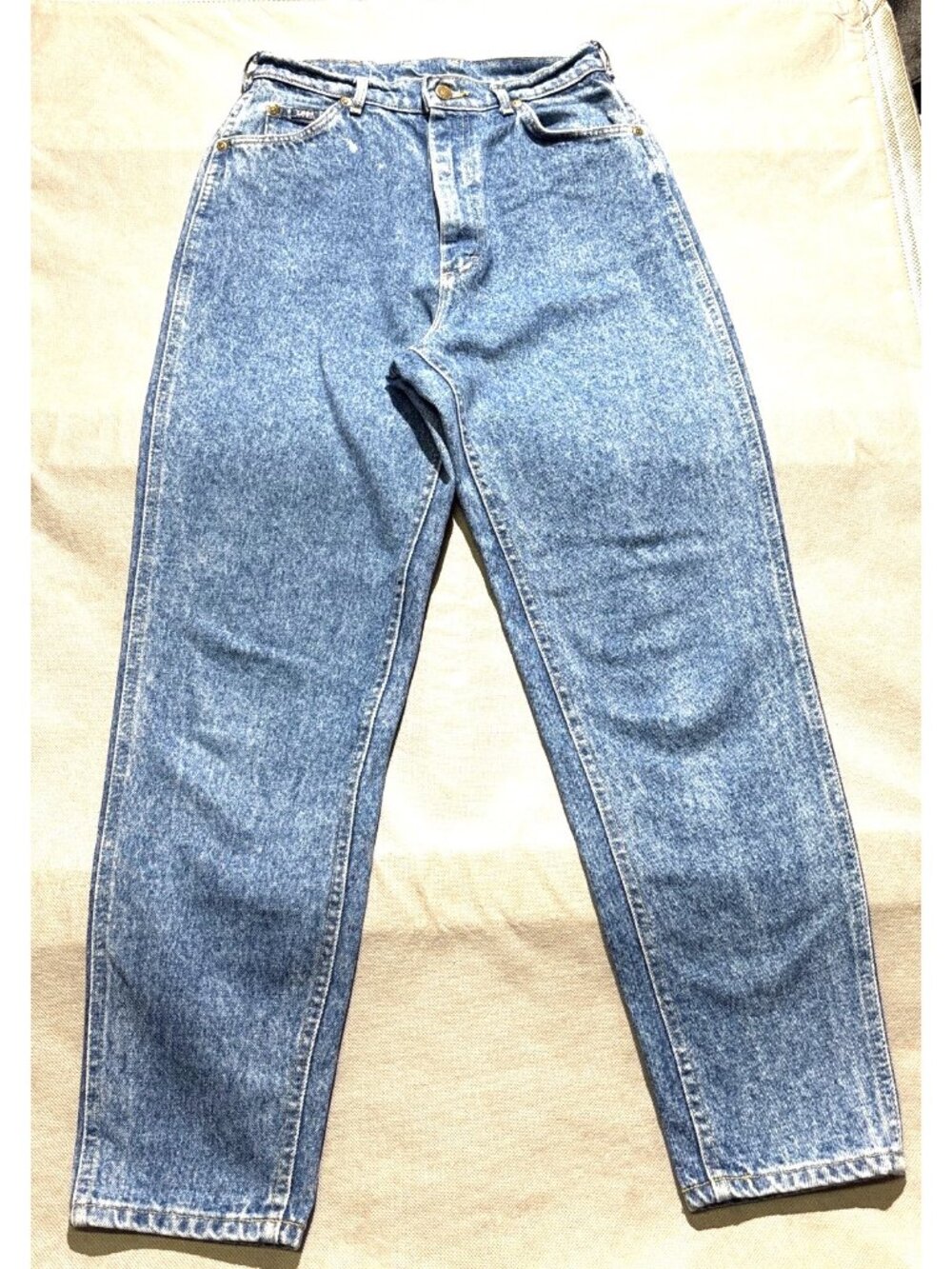Vintage Lee High-Waisted Relaxed Fit Light Wash Denim Jeans Womens Size 12